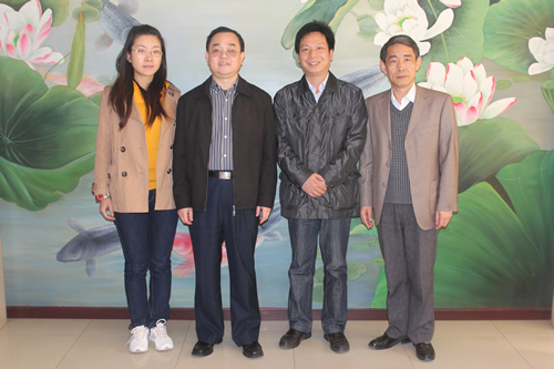 武漢市僑聯(lián)副主席徐祥忠及范良文處長(zhǎng)一行來我司考察